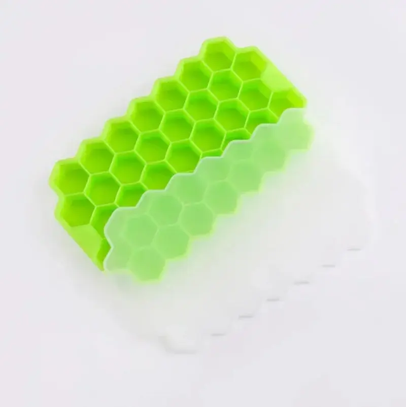 37-Grid Honeycomb Silicone Ice Cube Tray with Lid – Flexible Easy Release Ice Maker Mold for Coffee, Cocktails & Cold Drinks