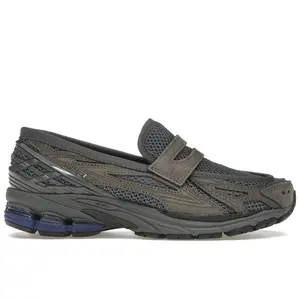 New Balance 1906L Magnet (men) by StockX