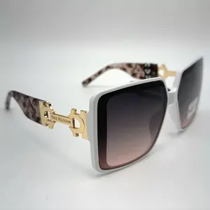 True Religion Sunglasses Woman