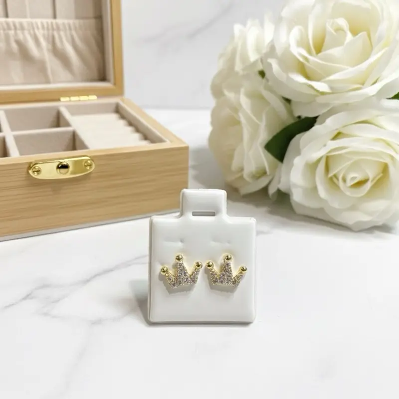 Beautiful earrings for you! Beautiful earrings for you!