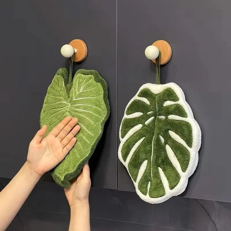 Leaf Shape Hanging Bag Accessory and Hand Towel, 2-Piece Coral Fleece Set for Kitchen & Bathroom, Super Absorbent Quick-Drying, Versatile, Polyester, Kitchen/Bath, Hanging Design, Kitchen Linens, Organization Storage