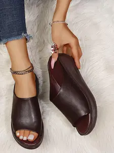 Women's Fashionable Plain Color Chain Decorated Slides, Casual Comfortable Platform Slippers for Summer, Female All-match Round Toe Slide Shoes for Daily Wear, Girl, Beach Footwear, Soft Sole Slippers