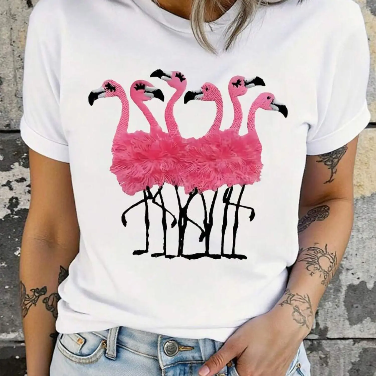 Flamingo Print Women's Short Sleeve T-Shirt - Vibrant Pink & Black Animal Design, Round Neck Casual Top for All Seasons, Easy Care