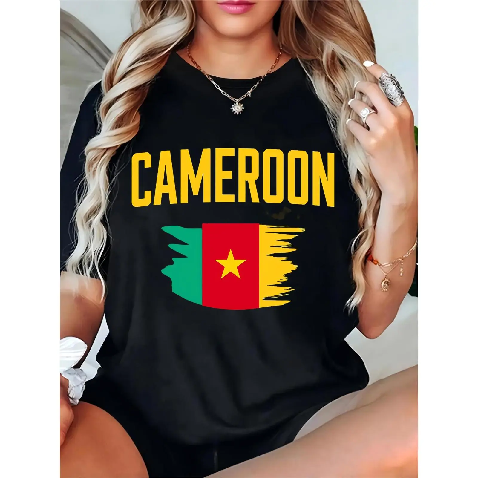 Women's Cameroon Flag Graphic T-Shirt, Casual Short Sleeve Tee with "CAMEROON" Text & National Flag Design, Ideal for Cameroon National Day, Sports Events, Daily Casual Wear 100% Cotton T-shirt