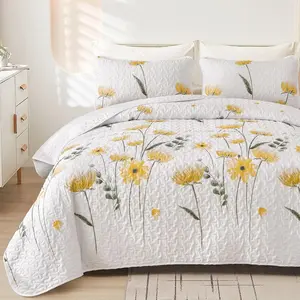 King Floral Quilt Set Yellow Bedspread Coverlet Quilts Bedding Microfiber Lightweight Summer Reversible Soft Farmhouse Fall Plant Bed Cover Sets for All Season(110"x90")