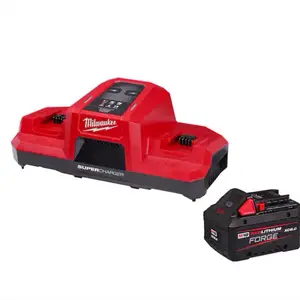 Milwaukee Dual Bay Simultaneous Super Charger with Forge Battery 8.0 M18 REDLITHIUM XC8.0