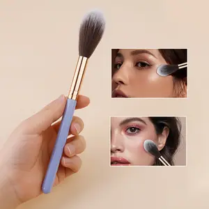 1pc/5pcs/10pcs New Single Highlighter & Flame-Shaped Blush Cosmetic,-Quality Makeup Tool Beginners