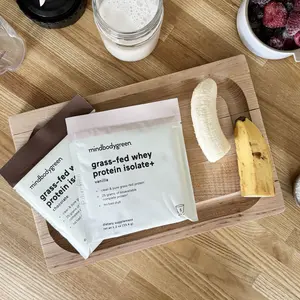 mindbodygreen Grass-Fed Whey Protein Isolate+ 10 Travel Packs - Clean & Pure Vanilla Flavor - Healthcare Fitness Dietary Supplement for Muscle Health