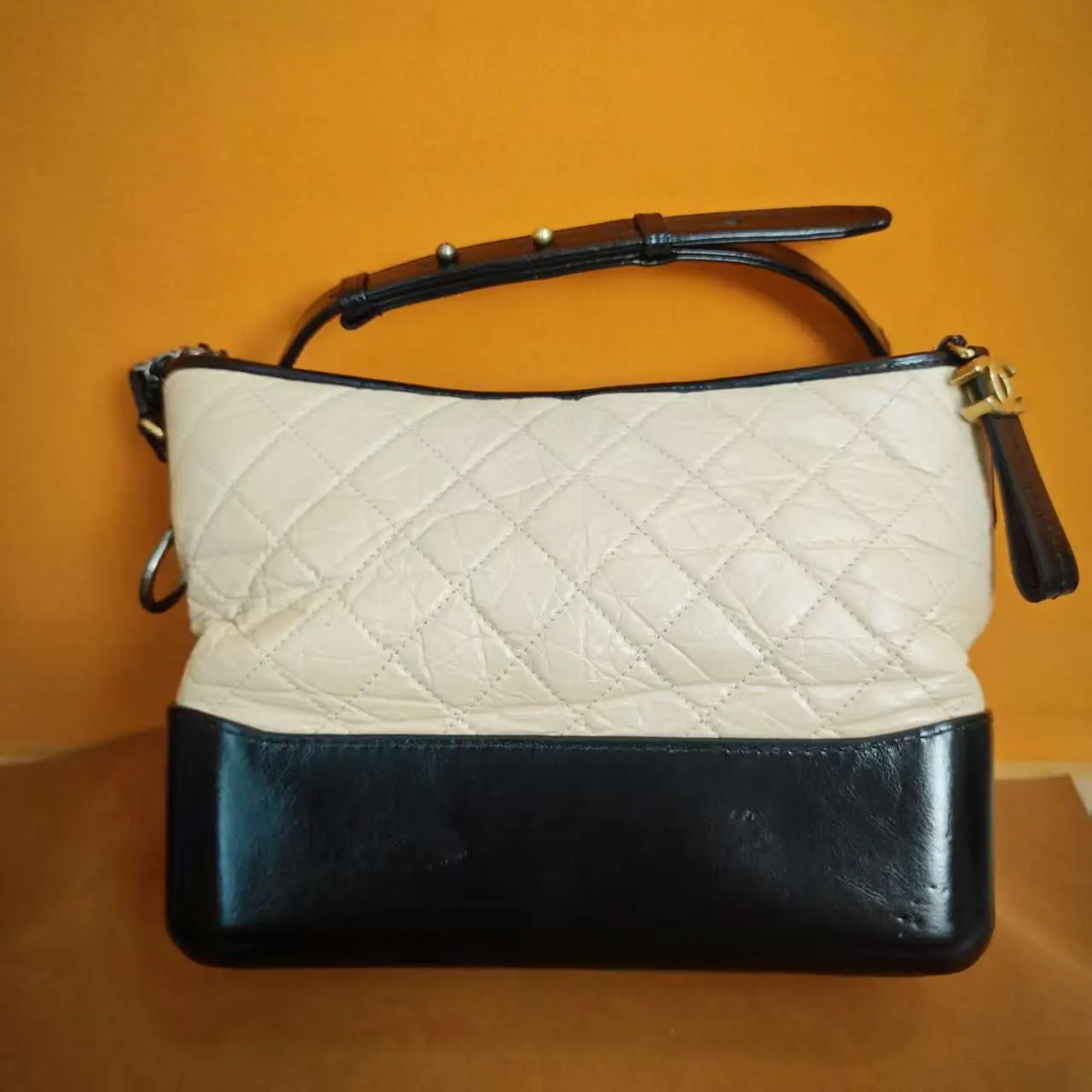 Pre-owned CHANEL Gabrielle Calf Leather Color block Quilted Chain Crossbody Bag MSSJ