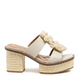 Grandy Raffia Flower Platform Sandals