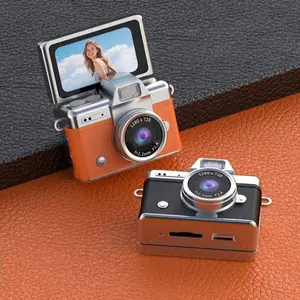 Mini Keychain Camera with 32GB Storage Card, Reader & Adapter, Supports HD Video Recording & Selfies, Perfect for Concerts & Travel Diaries