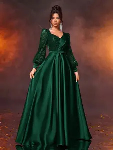 Women's Emerald Sequined Long Sleeve Maxi Dress, Elegant Luxury Style, Large Hem Design, Perfect for Evening Parties and High-End Gatherings