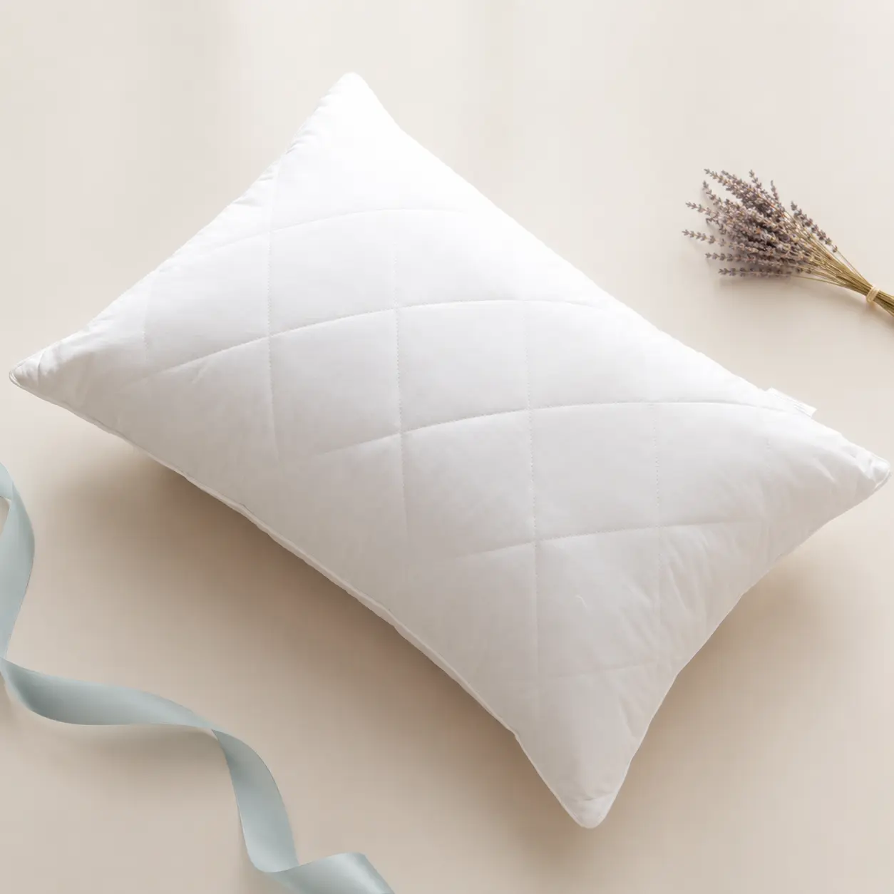 White Goose Feather Bed Pillows Set of 2 - Queen/Standard Size, 600 Thread Count 100% Cotton, Medium Firm, Polyester Fiber Filling, White Solid, Ergonomic, Double Stitched, Deep Sleep Neck Support