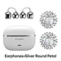 White+Silver Round Petal