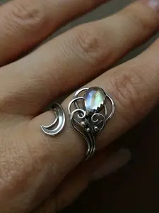 Elegant Floral Crescent Moonstone Ring for Women, Fashionable Hollow Out Design, Perfect for Weddings, Engagements, Parties, All Seasons Jewelry Gift, Statement Rings