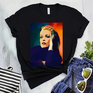Gillian Anderson Poster In Oil Colors T-Shirt