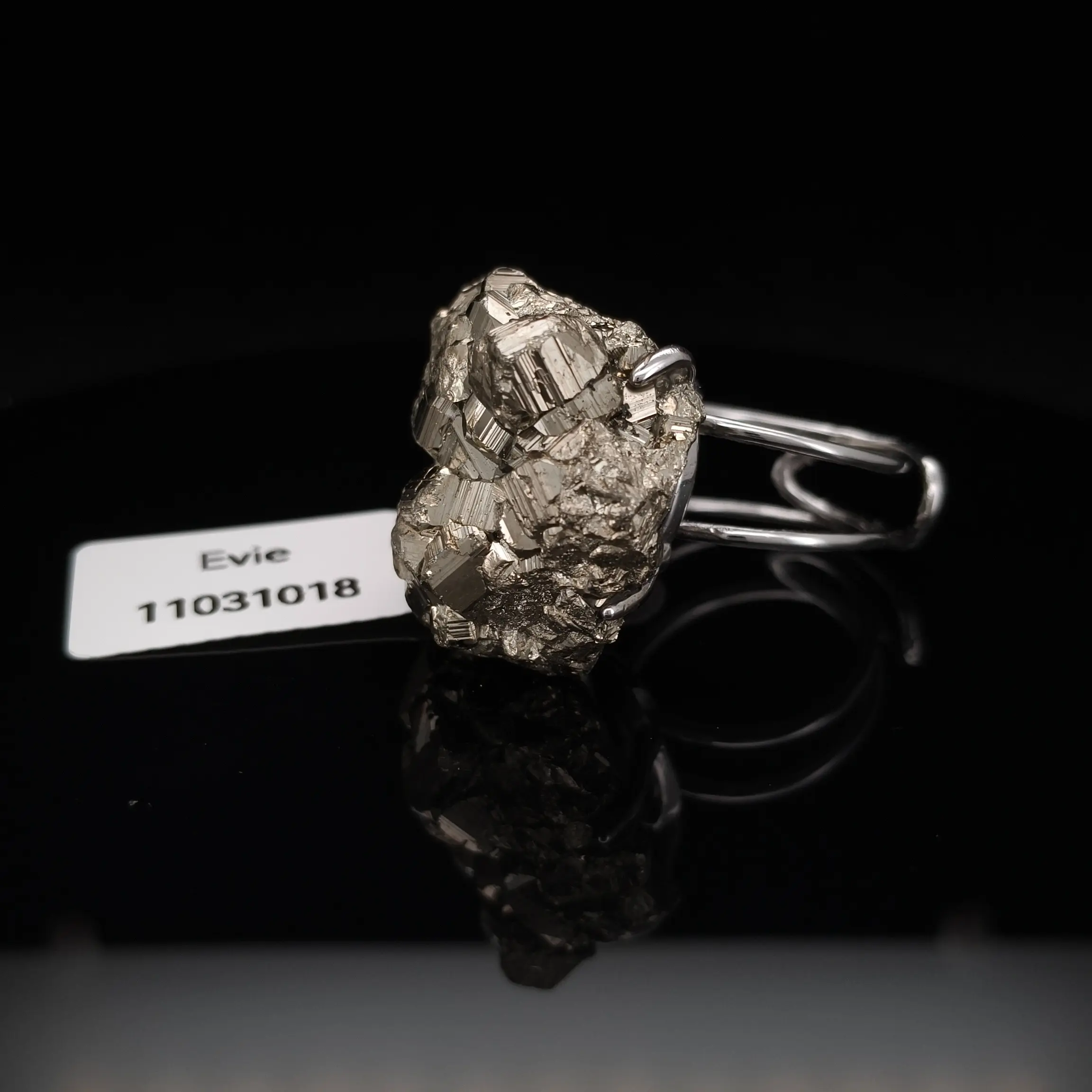 Natural stone 11031018