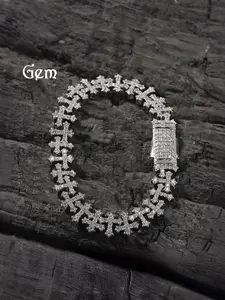 European and American hip-hop copper inlaid with cubic zirconia 11.5MM cross bracelet, a luxurious and versatile jewelry piece suitable for both men and women.