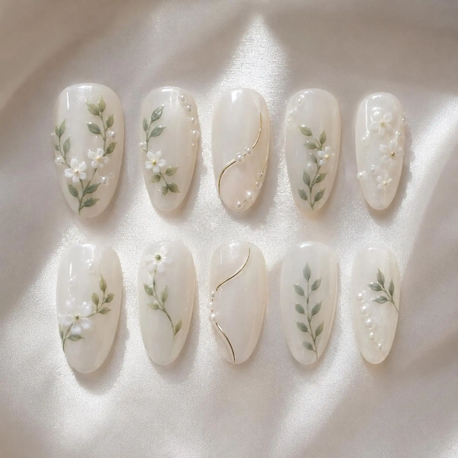 Elegant White Floral Press On Nails, Pearl Botanical Fake Nails, Minimalist Wedding Nail Art, Hand Painted Leaf Design Nail Box