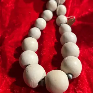 vintage wooden bead necklace