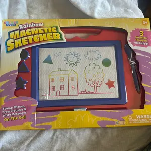 Rainbow Magnetic Sketcher