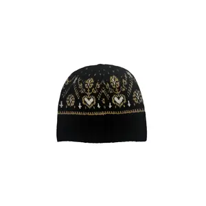 Avers Beanie in Black
