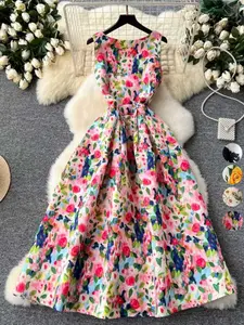 Elegant Sleeveless Backless Dress for Women, Vintage Style Ruched Waist Flared Hem Print Party Gown, High-End Fashion Statement Piece