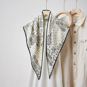 Spring and summer atmosphere wearing headscarf twill silk simulation silk cool diagonal scarf cashew print women's triangle silk scarf