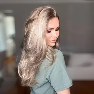 Lovestory Penelope Hair Blonde Highlight Synthetic Lace Front Wigs Heat Resistant 20Inch Pre Cut Pre Layered Lace Front Wigs for Women Natural Hairline
