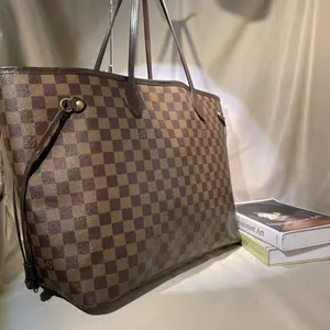 Pre-owned Louis Vuitton Damier Ebene Neverfull MM Tote Bag Iconic Coated Canvas & Vachetta Leather Extra Large Capacity Ideal for Commuting & Travel Authentic Pre Owned