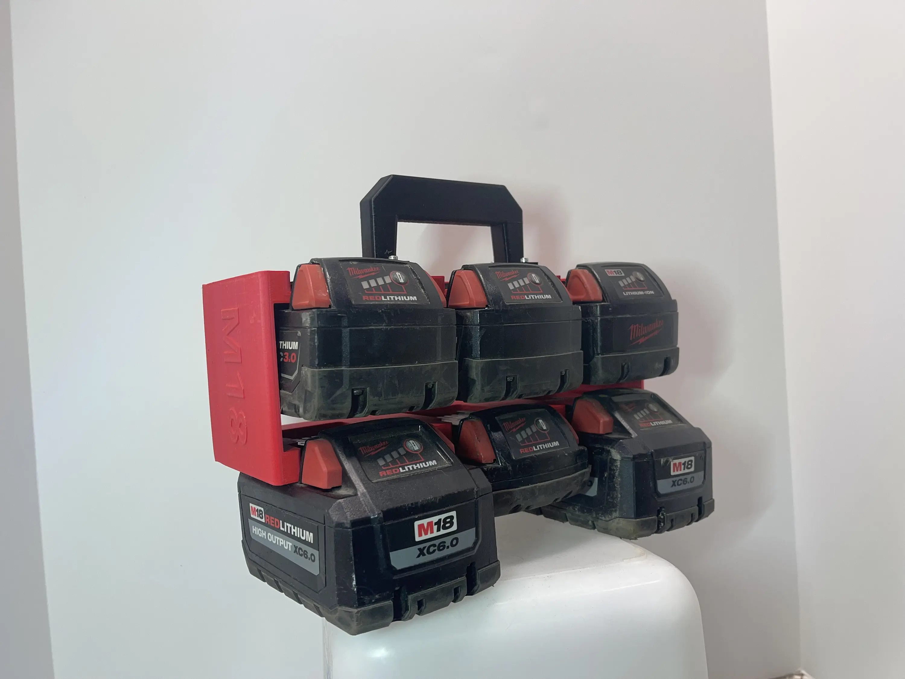 Milwaukee M18 6 Battery carrier