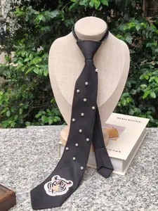 Original Cool Business Style Adjustable Strap Tiger Head Embroidered Rhinestones Commute Performance Personalized Dressing Gift Tie