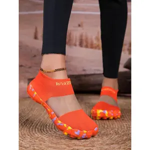 Sports breathable mesh casual shoes, casual and comfortable lightweight socks sports shoes, fashionable and fully equipped daily casual shoes, outdoor shoesGift