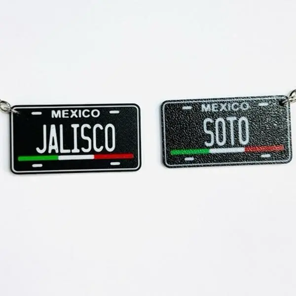 DOBLE CARA Llaveros de Plastico PLA de Mexico Mini Placa o Matricula Llaveros Personalizado Doble Cara – Texto 3D Arriba y Plano Abajo Double-Sided Custom Mexican Plate Keychain! 3D Top + Flat Bottom
