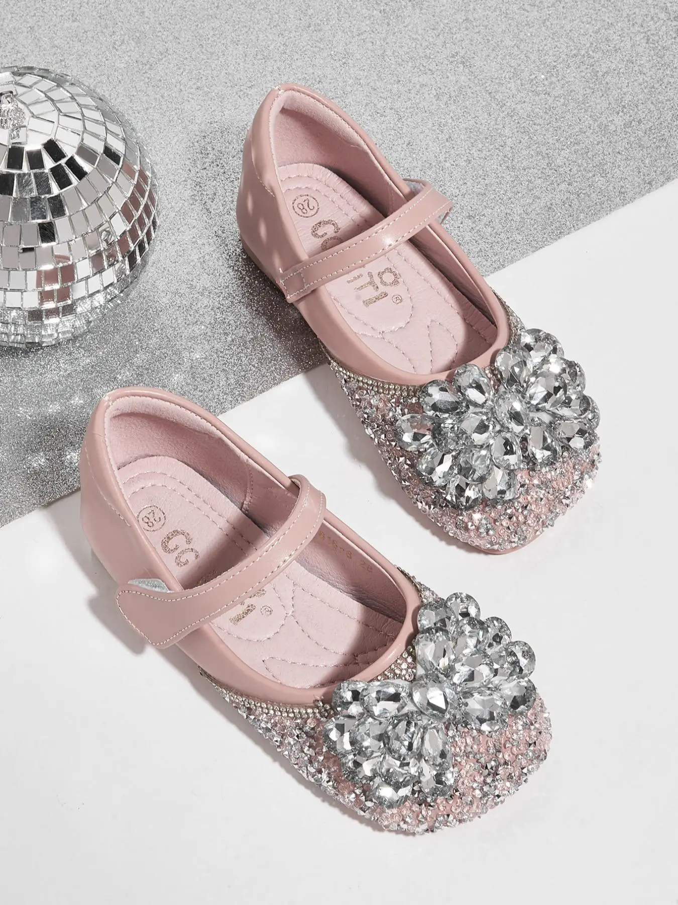 Girl's Elegant Rhinestone Decorated Flat Shoes, Cute Comfortable Princess Shoes for Daily Wear, Fashionable Shoes for Girls
