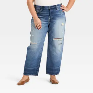Women's Mid-Rise Boyfriend Jeans - Universal Thread Vintage Medium Destroy 22
