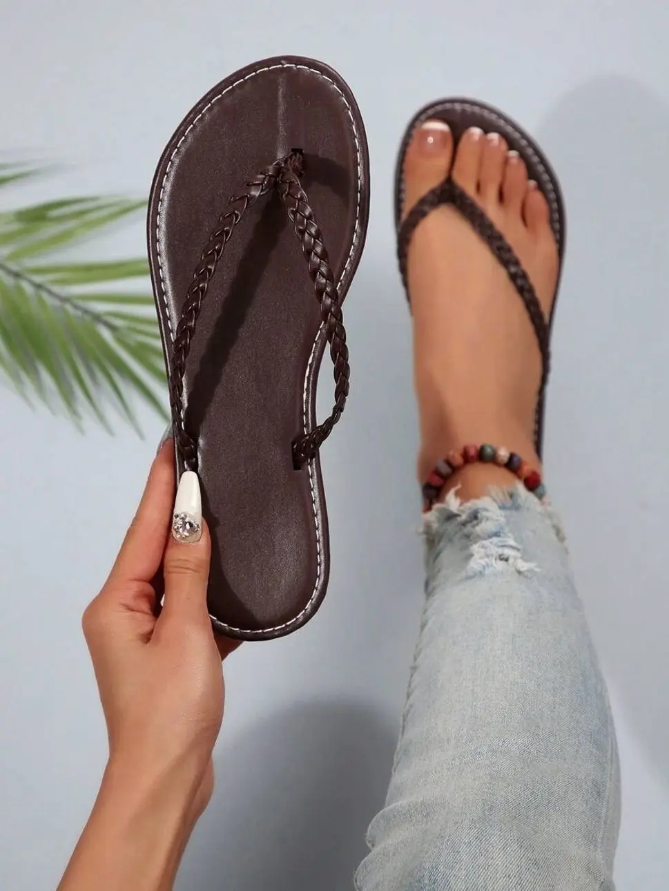 Women's New Toe Post Sandals, Round Toe Red Flat Flip Flops, Casual Slippers For Indoor And Outdoor Wear