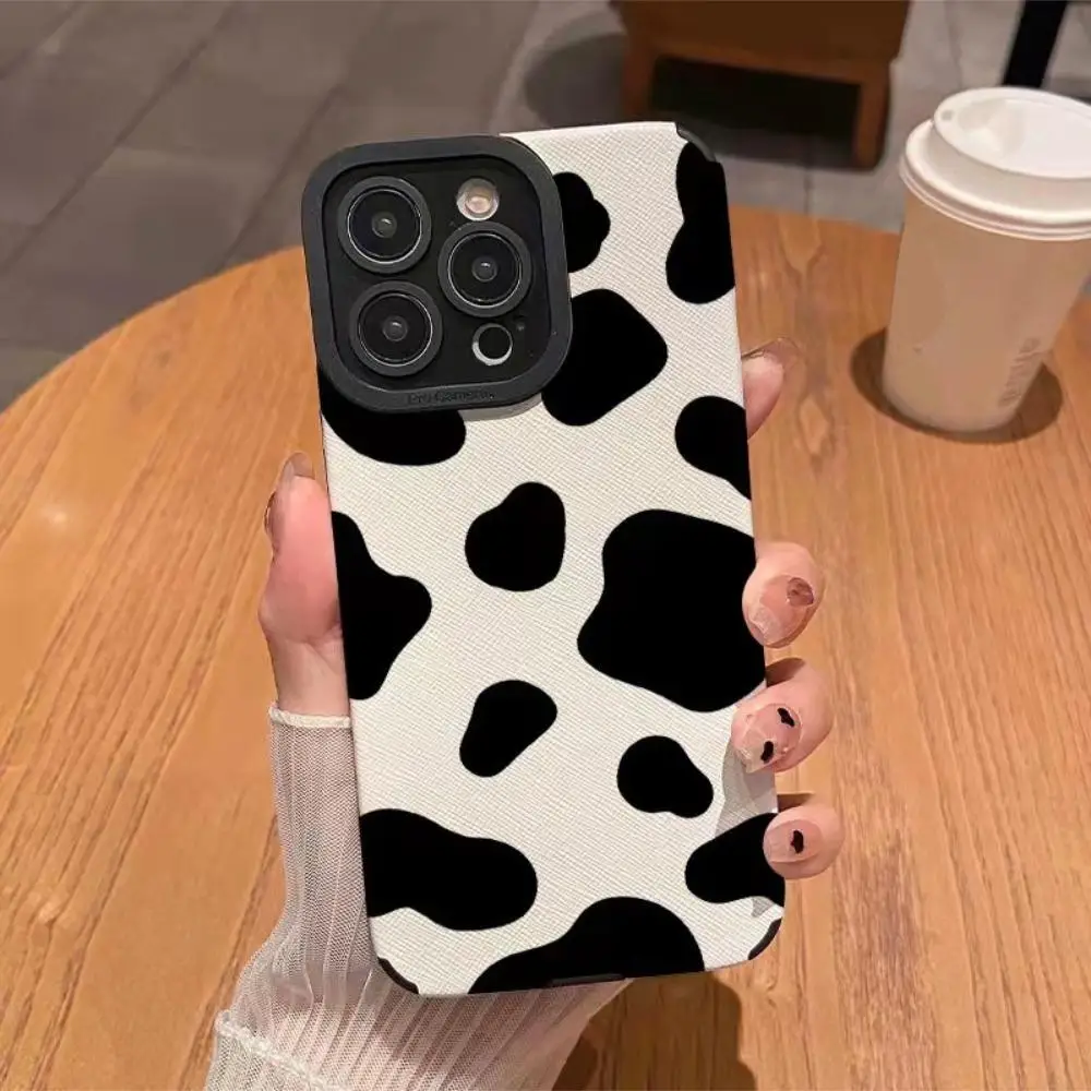 Cow Pattern Phone Case, 1 Count Soft Anti-fall Mobile Phone Case, Durable Phone Cover, Mobile Phone Protective Case For iPhone