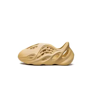 Yeezy Foam Runner Kids "Desert Sand" HP5343