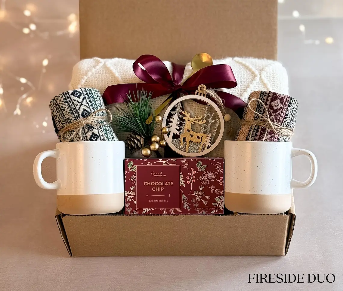 Hygge Gift Box, Custom In Description, Christmas Gift Box | Hygge Gift Box, Gift Box for Women, Winter Gift Box, Self Care Gift Box, Christmas Care Package, Holiday Gift Box