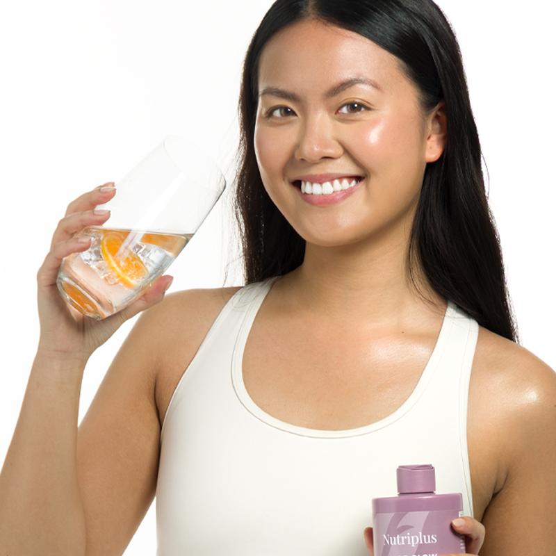 NutriPlus Aloe Glow Mandarin Flavored Aloe Vera Drink (15.22 fl oz / 450ml)