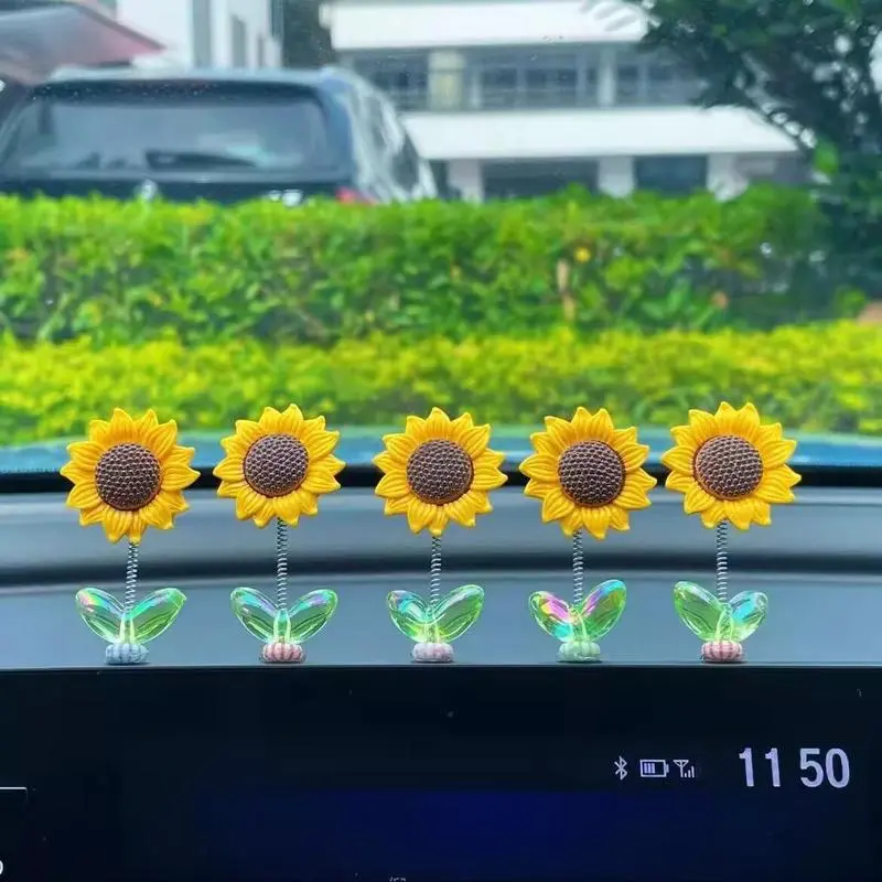 5 Pcs Creative Sunflower Swinging Heads Car Trinkets - Dashboard Decorations, Movement Syncs, Desk Decor, Gifting Option, Enhance Car's Interior, Personalize Vehicle, Enjoyable Driving Experience