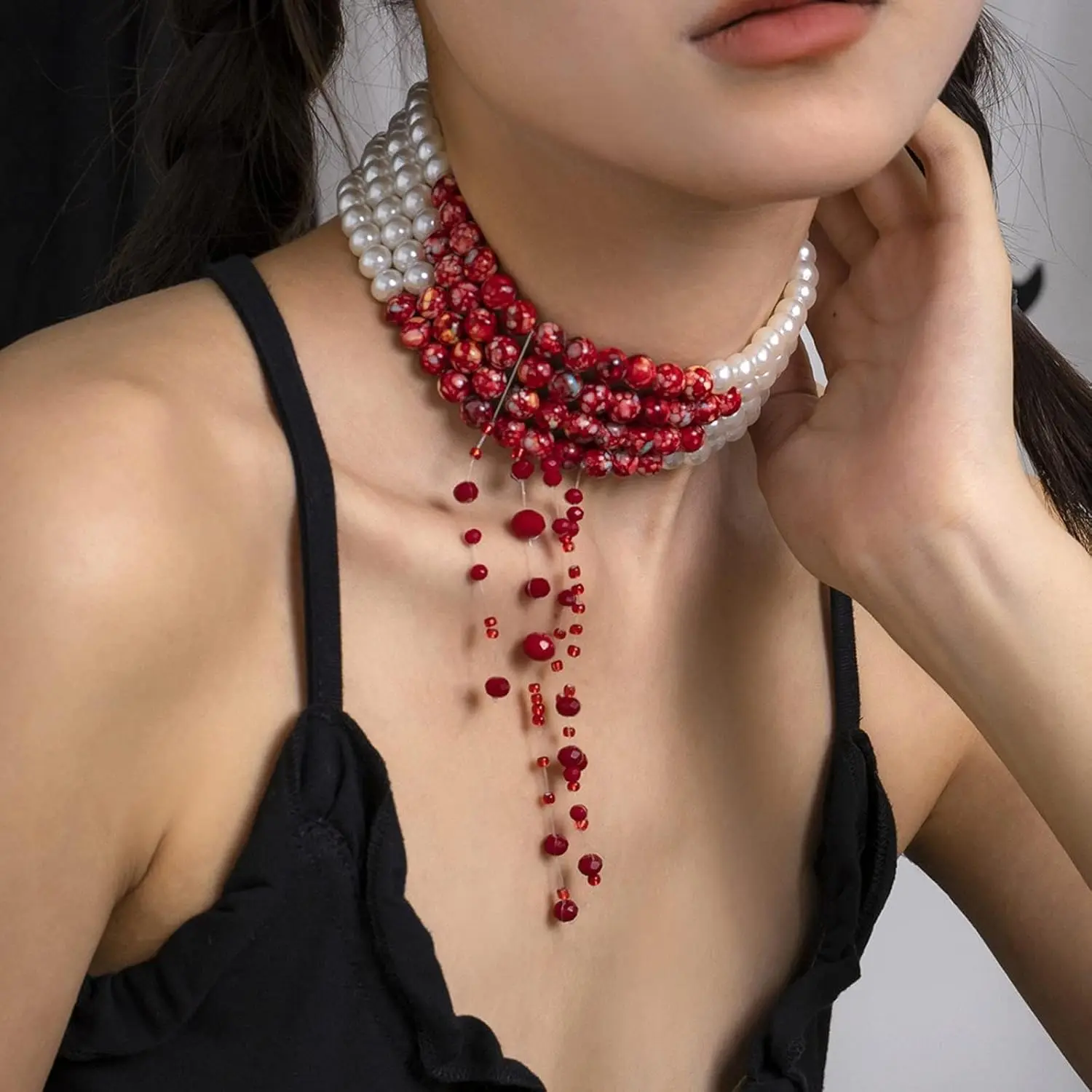 Blood Pearl Necklace for Women Blood Necklace Vampire Costume Jewelry Dripping Bloody Choker Necklaces Pearl Choker Halloween Party Costume
