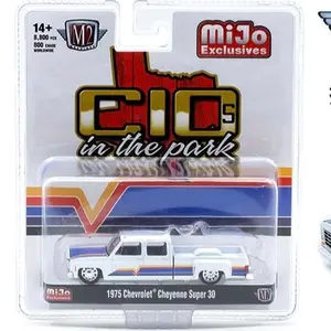 M2 Machines 1:64 1975 Chevrolet Cheyenne Super 30 Dually – White – C10s In The Park