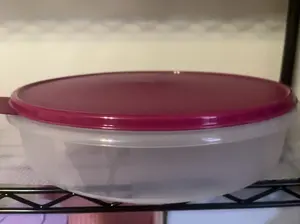 Round Container