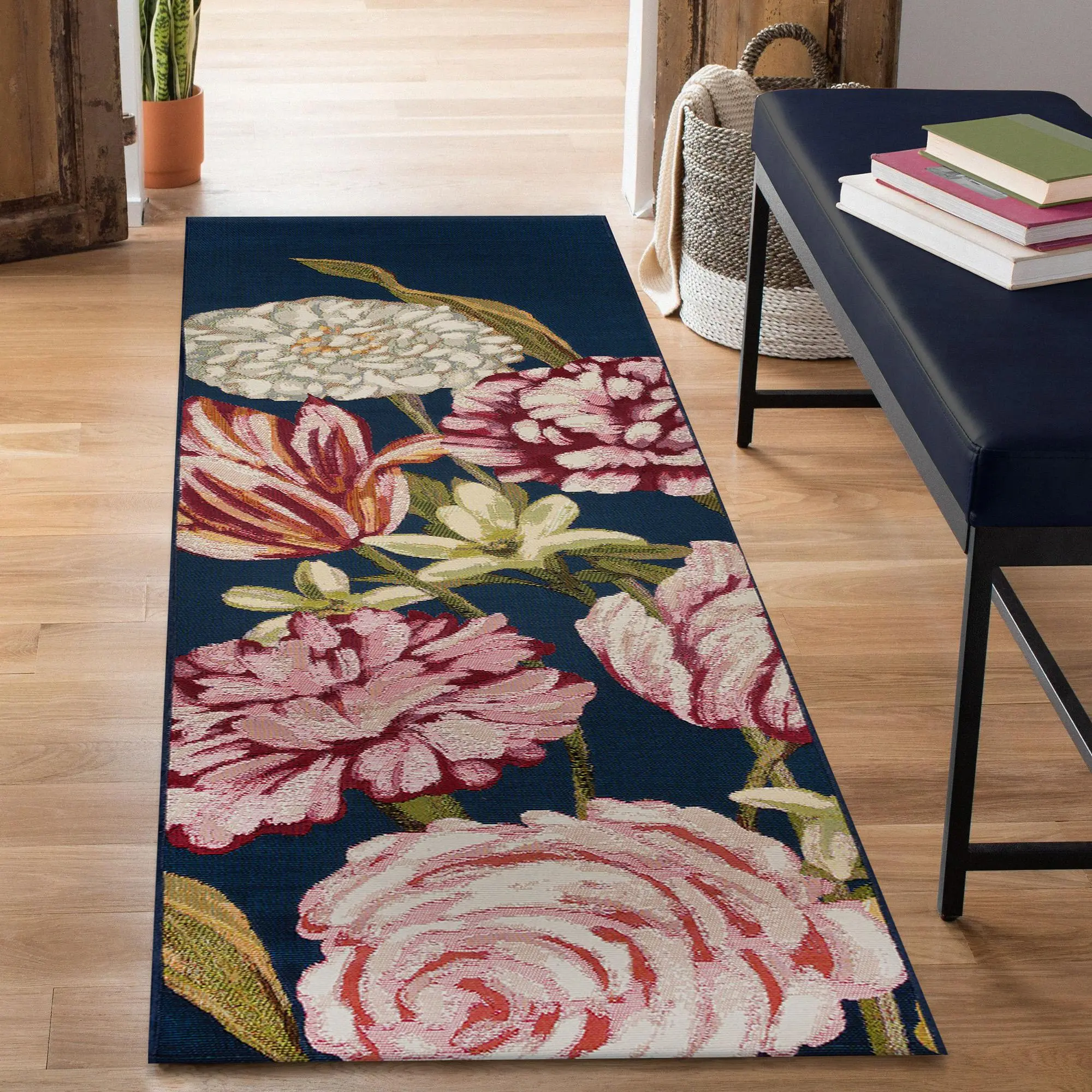 Lush Decor MARINA Washable Rug Runner, Indoor/Outdoor Power-Loomed Synthetic Blend Low-Profile Durable Area Rug - Traditional Botanical Floral Decor (Hallo Holland), Washable Rug Runners