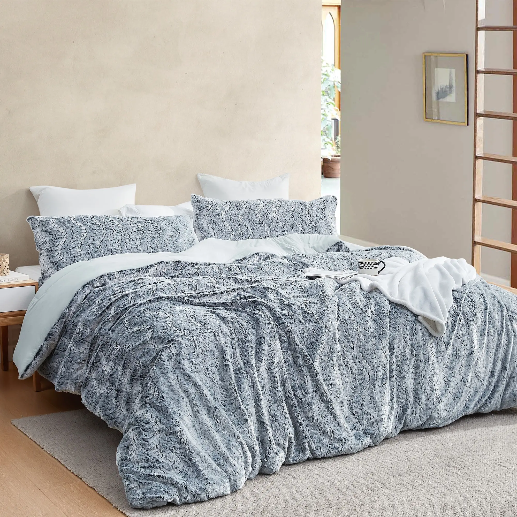 Wolf Tracks - Coma Inducer (with Butter) Oversized Comforter - Coyote Gray