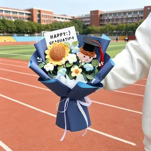 Graduation Hat Bouquet Gift for Boys and Girls, Cute Doll Plush Toy, Adult Ceremony Present, High School Exam Gift for Students