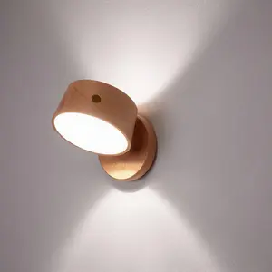 Birch wood LED wall lamp, adjustable dimmable wall light, 360-degree rotation, rechargeable battery-powered magnetic night light, ideal for reading and home lighting