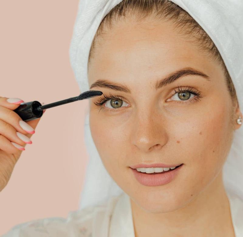 LABX NEW YORK Volumizing Black Waterproof Tubing Mascara Offers Stunning Volume And Length Without Smudging, Ensuring Long-Lasting, Bold Lashes. [8 ml / 0.3 Fl Oz]